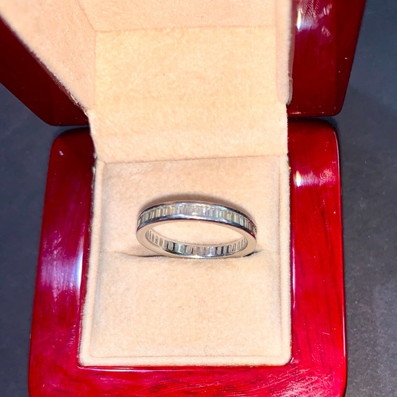 EUC Platinum Diamond Wedding Band VS1 - Picture 5 of 6